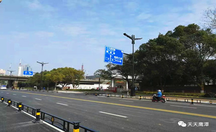 鷹潭首條智慧大道上這些智慧路燈，是怎樣使用“三頭六臂”的？